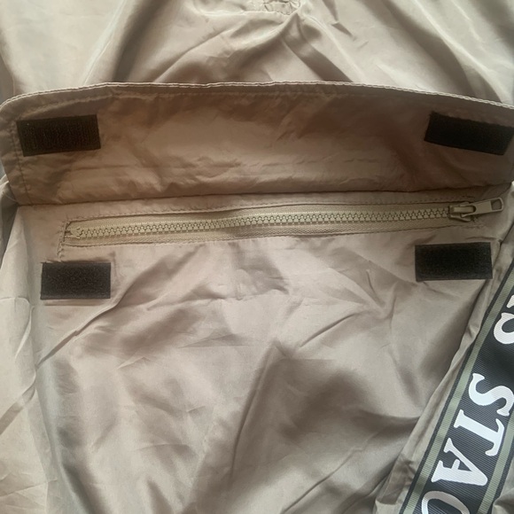 Windbreaker Half-zip Jacket - Picture 3 of 4